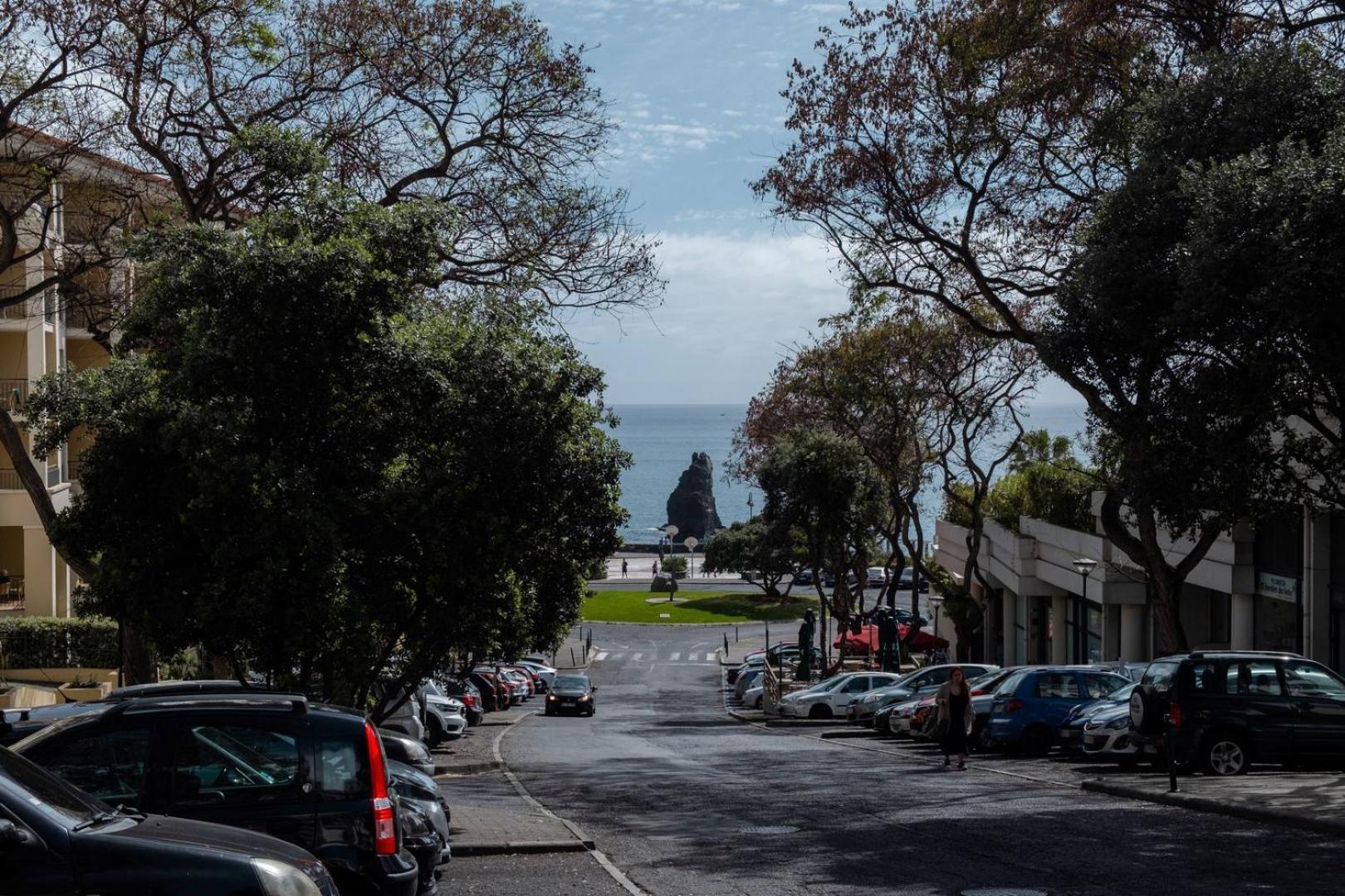 Ferienwohnung Guestready - Lido View Near The Beach Funchal  Exterior foto
